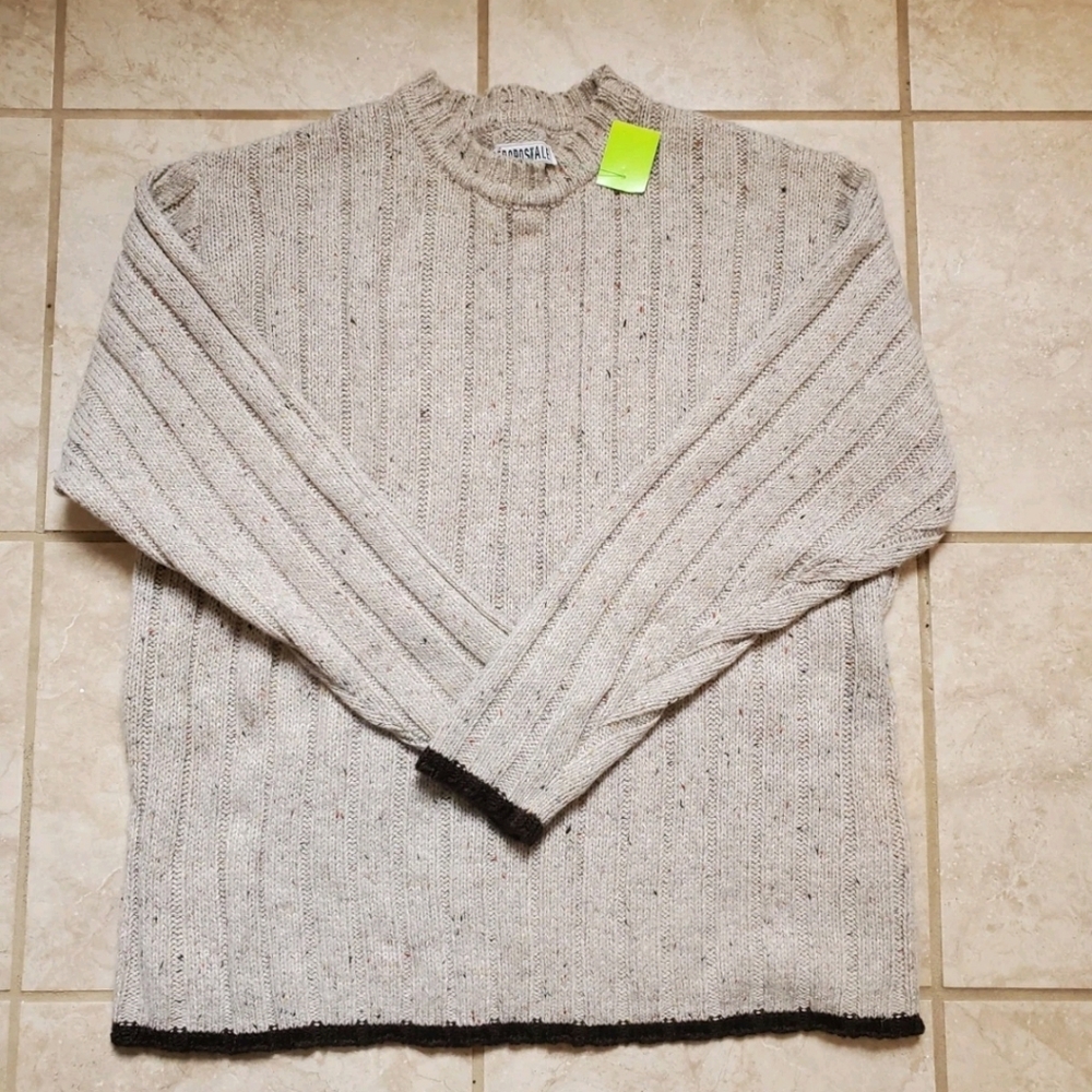 Aeropostale Men's Light Cream Crewneck Sweater Large